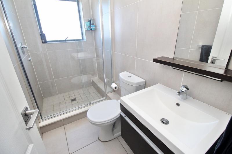To Let 2 Bedroom Property for Rent in De Velde Western Cape